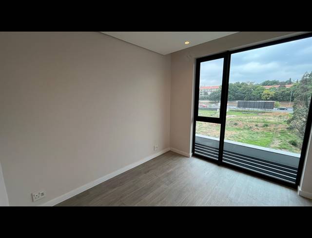 3 bed property to rent in GLENADRIENNE
